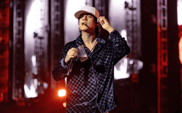 ¿Natanael Cano recibirá una sanción tras cantar corrido en Flow Fest?