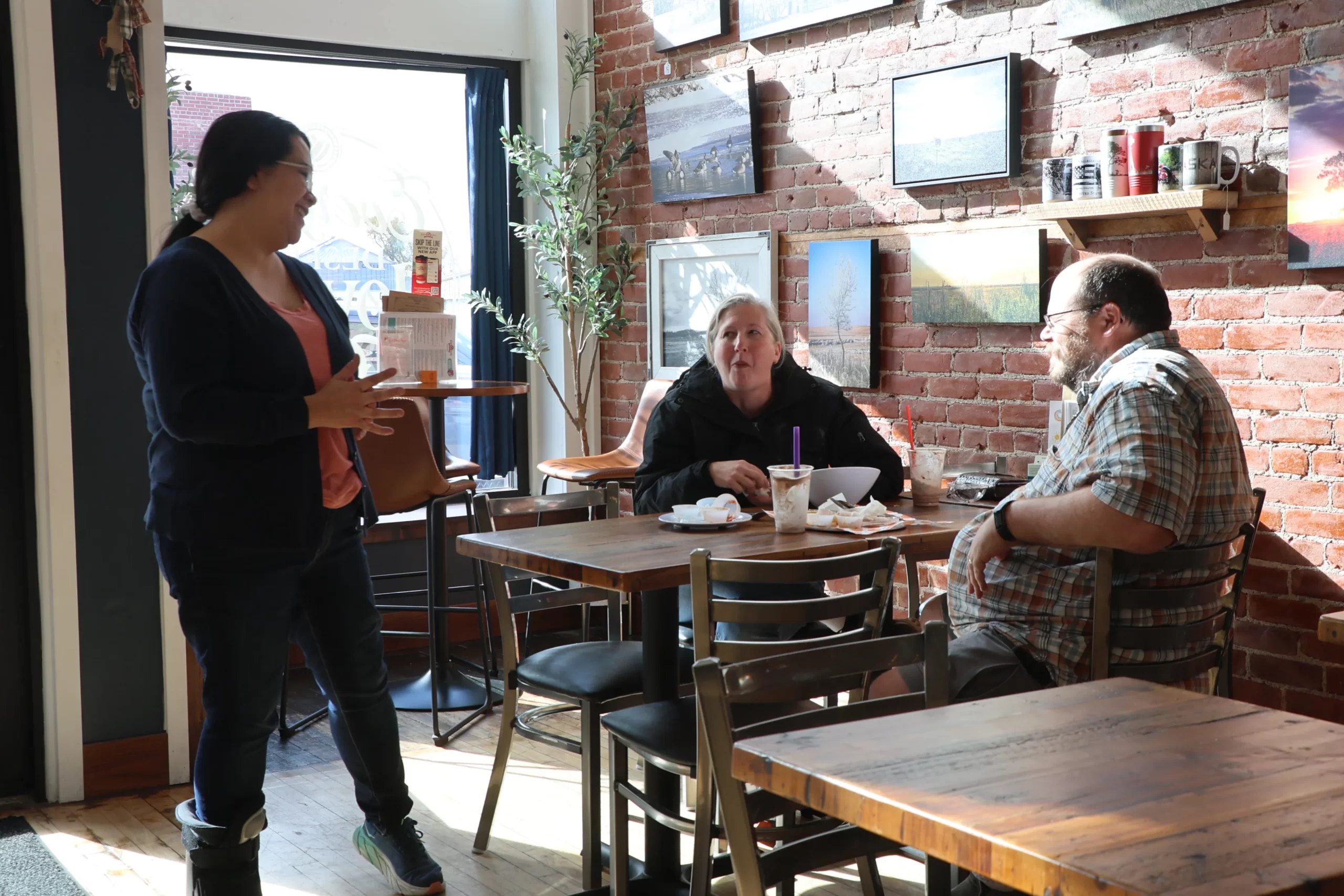 Un aprendizaje con leche: una cafetería local forma a los líderes del futuro.