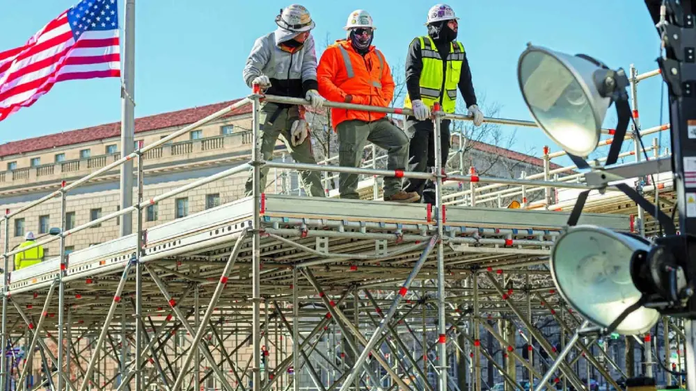 Peticiones semanales de subsidio por desempleo de EU caen a mínimo de un mes