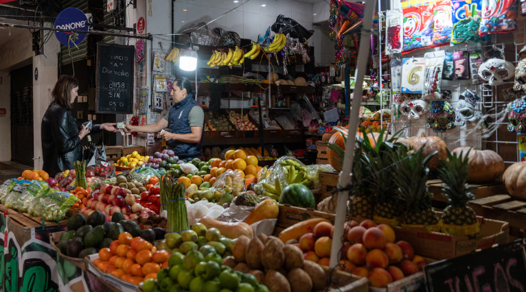 Inflación en México sube a 3.8%, la más alta en cinco meses
