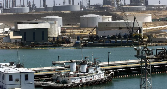 Venezuela se acerca a una paralización de su producción petrolera debido a las restricciones impuestas por EEUU