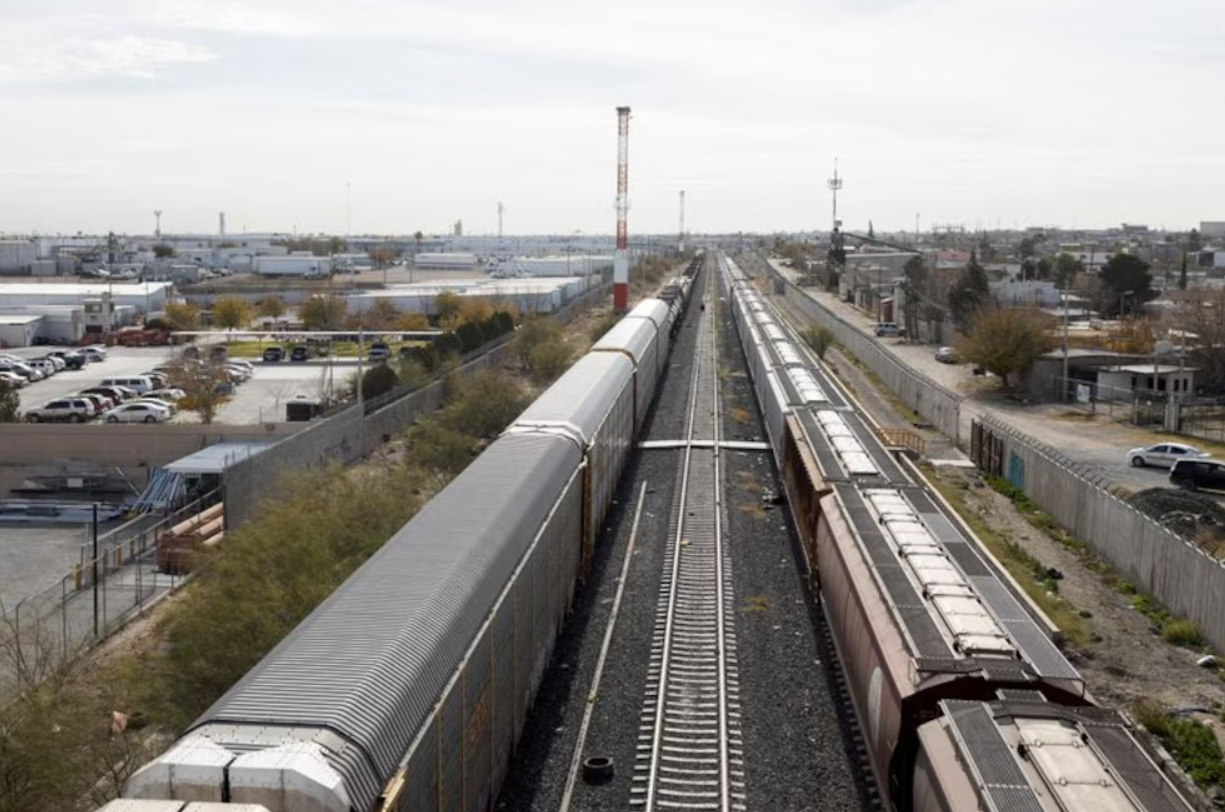 Gobierno de Guanajuato revela que cártel intentó descarrilar tren de carga, pero conductor frustró el sabotaje