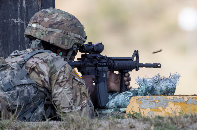 Un soldado venezolano reveló que EEUU utilizó un arma secreta para capturar a Maduro: “Nunca vi nada igual”