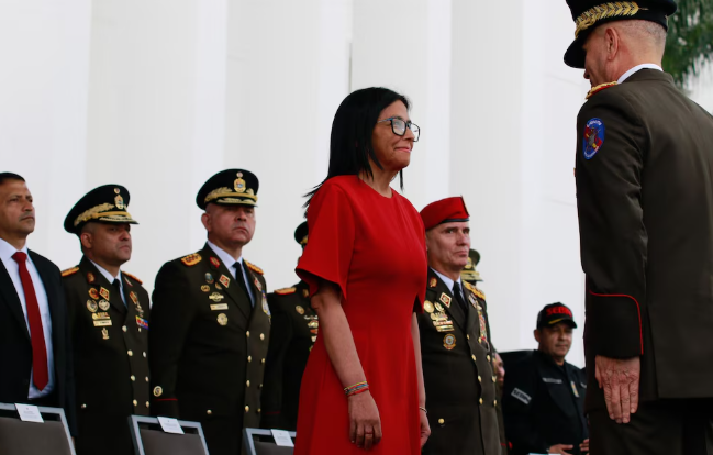 La Fuerza Armada de Venezuela formalizó su apoyo a Delcy Rodríguez tras la captura del dictador Nicolás Maduro