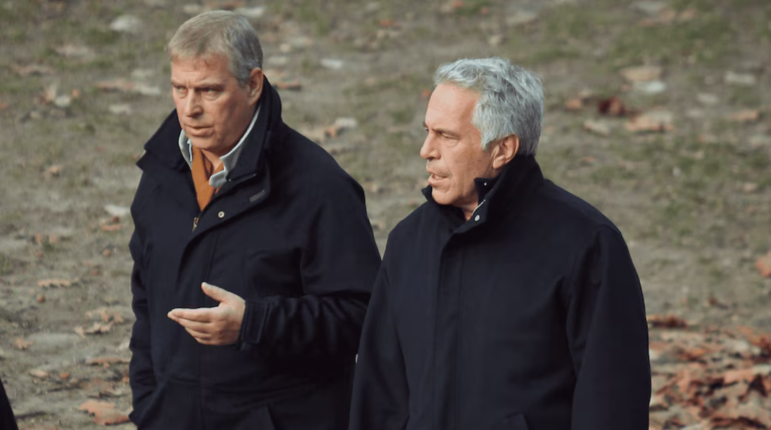 La policía investiga si el expríncipe Andrés pudo haber compartido información confidencial a Epstein cuando era representante de Comercio del Reino Unido