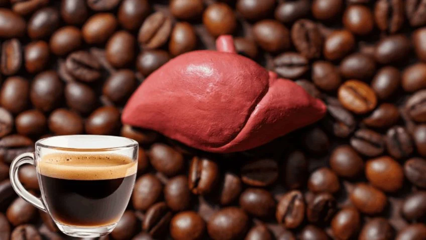 El café podría reducir la gravedad del hígado graso; esto aseguran los especialistas