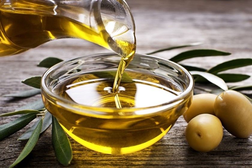 ¿Qué le pasa a tu cuerpo si tomas aceite de oliva con limón en ayunas?