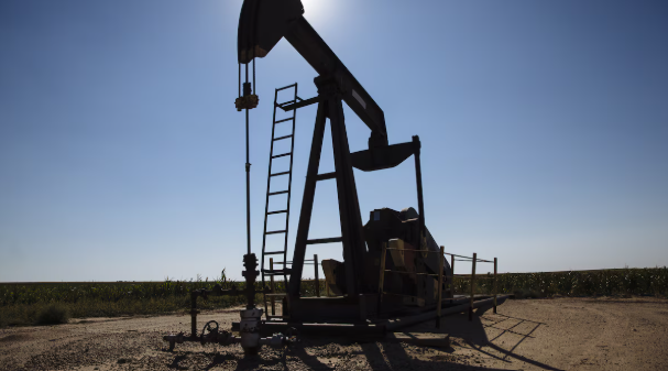 Mayor tensión entre EU e Irán eleva crudo a 100 dólares