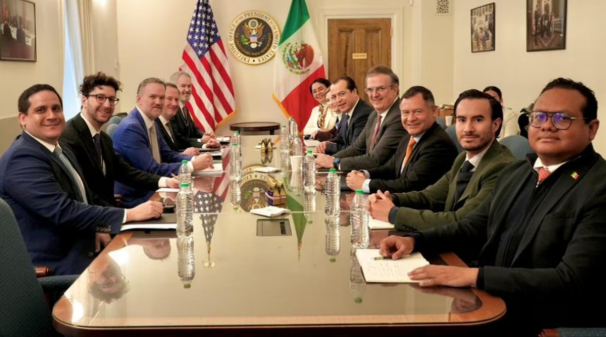 Rumbo a la revisión del T-MEC: Comienzan las negociaciones presenciales entre México y EU