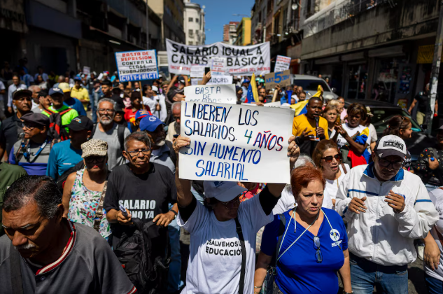 Trabajadores venezolanos marcharon por tercera vez en el año en reclamo de salarios dignos