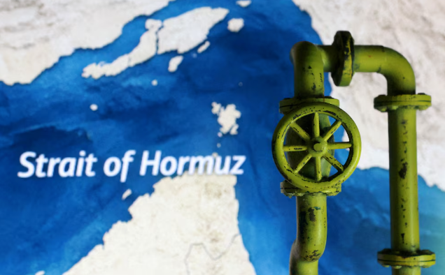 Irán volvió a cerrar el estrecho de Ormuz tras el ataque de Israel contra Hezbollah: “Cualquier barco será destruido”