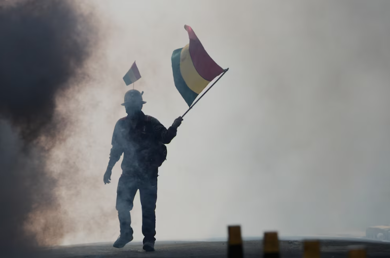 Protestas de campesinos, mineros y transportistas abren una semana de alta conflictividad en Bolivia