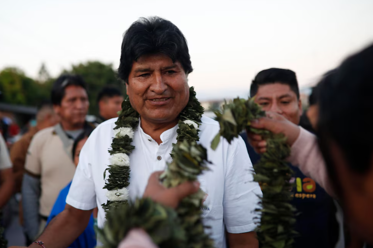 Evo Morales amenaza con tomar una planta eléctrica si se produce otro apagón energético en su bastión Evo Morales amenaza con tomar una planta eléctrica si se produce otro apagón energético en su bastión
