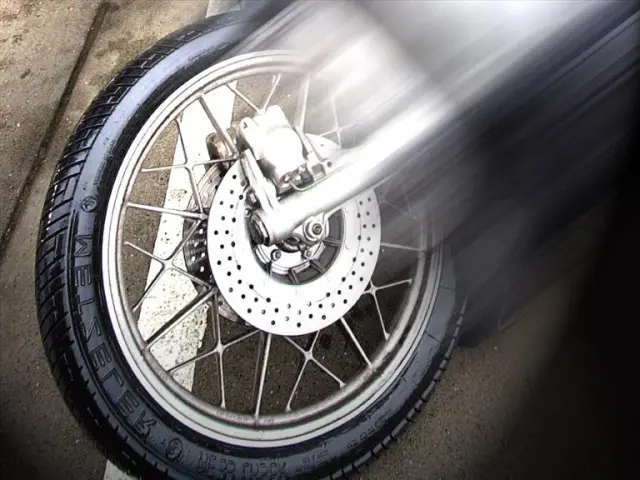 Un accidente de motocicleta en el condado de Plymouth deja un hombre muerto Un accidente de motocicleta en el condado de Plymouth deja un hombre muerto