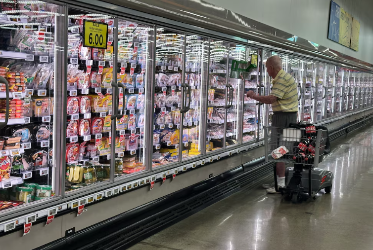 La confianza del consumidor en Florida cae por cuarto mes consecutivo y toca su nivel más bajo en dos años