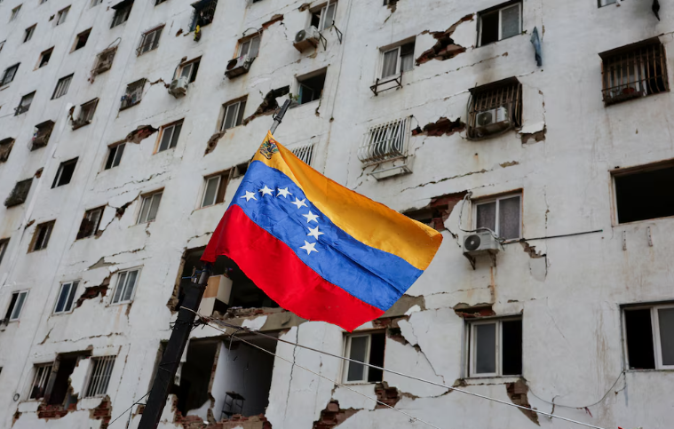 Venezuela reinició las clases en gran parte del país tras los terremotos, con suspensión en las zonas más afectadas Venezuela reinició las clases en gran parte del país tras los terremotos, con suspensión en las zonas más afectadas