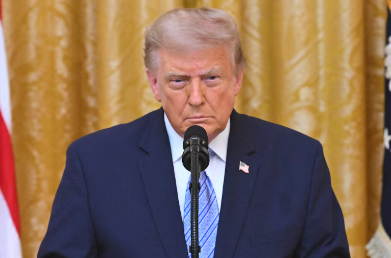 Trump pidió al Partido Republicano que incluya a Irán en el proyecto de ley de sanciones contra Rusia Trump pidió al Partido Republicano que incluya a Irán en el proyecto de ley de sanciones contra Rusia