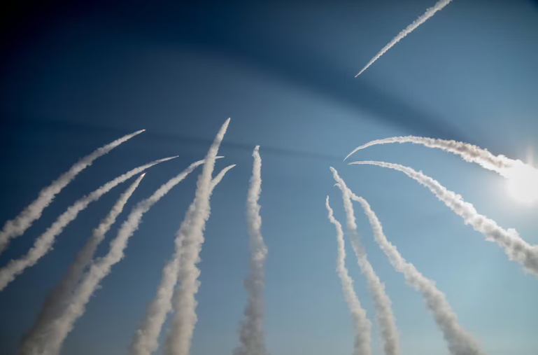 Bahrein y Kuwait denunciaron ataques con drones iraníes tras la escalada de tensiones entre Teherán y Washington Bahrein y Kuwait denunciaron ataques con drones iraníes tras la escalada de tensiones entre Teherán y Washington