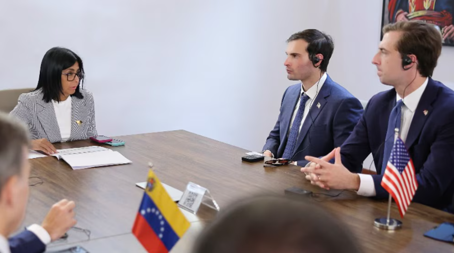 Venezuela iniciará este sábado una negociación para una transición política entre el chavismo y un sector de la oposición respaldado por EEUU