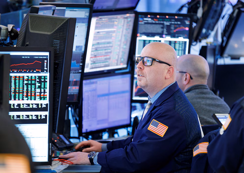 Wall Street cerró en rojo por la tensión entre Estados Unidos e Irán y el avance del precio del petróleo Wall Street cerró en rojo por la tensión entre Estados Unidos e Irán y el avance del precio del petróleo
