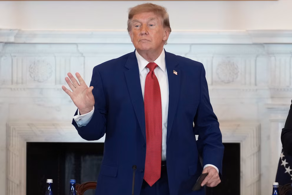 Trump define medidas económicas para asfixiar a Irán, ante el fracaso de las negociaciones para abrir Ormuz Trump define medidas económicas para asfixiar a Irán, ante el fracaso de las negociaciones para abrir Ormuz