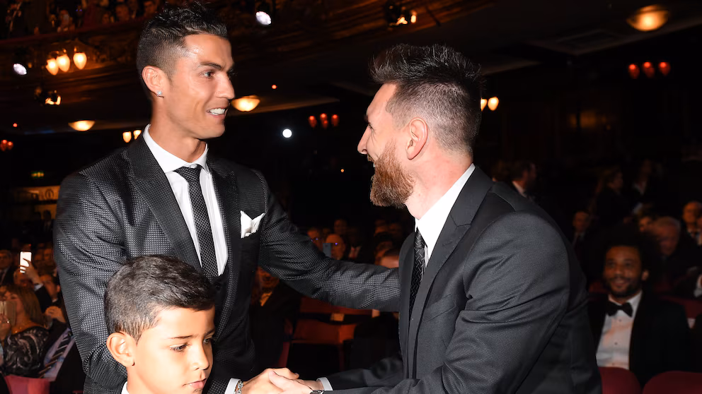 Cristiano Ronaldo le envió un mensaje a Lionel Messi tras la muerte de su padre