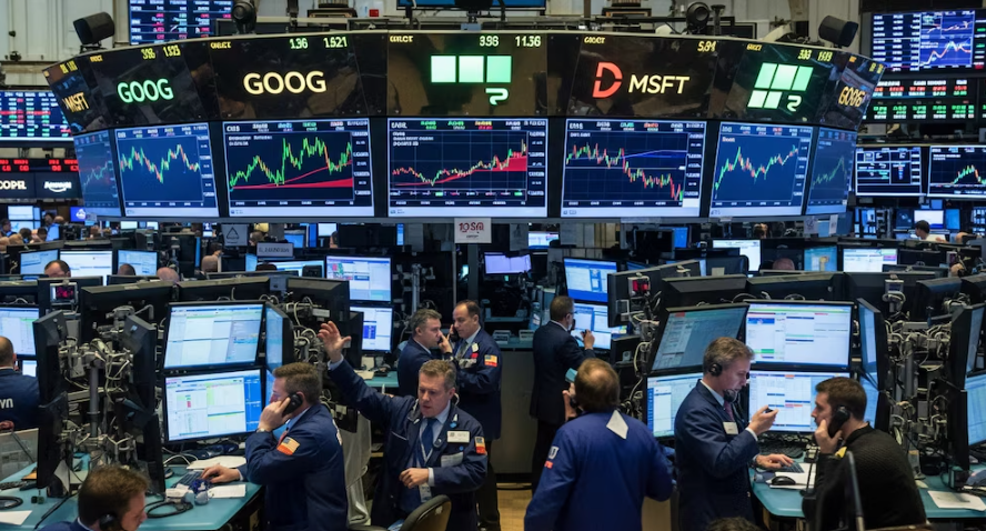 Wall street cerró al alza un mes marcado por los altibajos