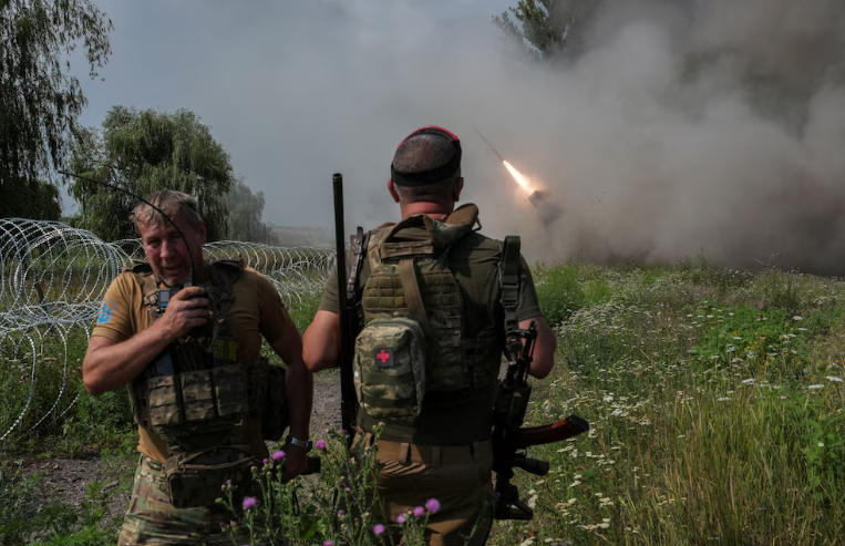Ucrania ordenó evacuar a cientos de familias con niños de Kramatorsk ante el avance ruso Ucrania ordenó evacuar a cientos de familias con niños de Kramatorsk ante el avance ruso
