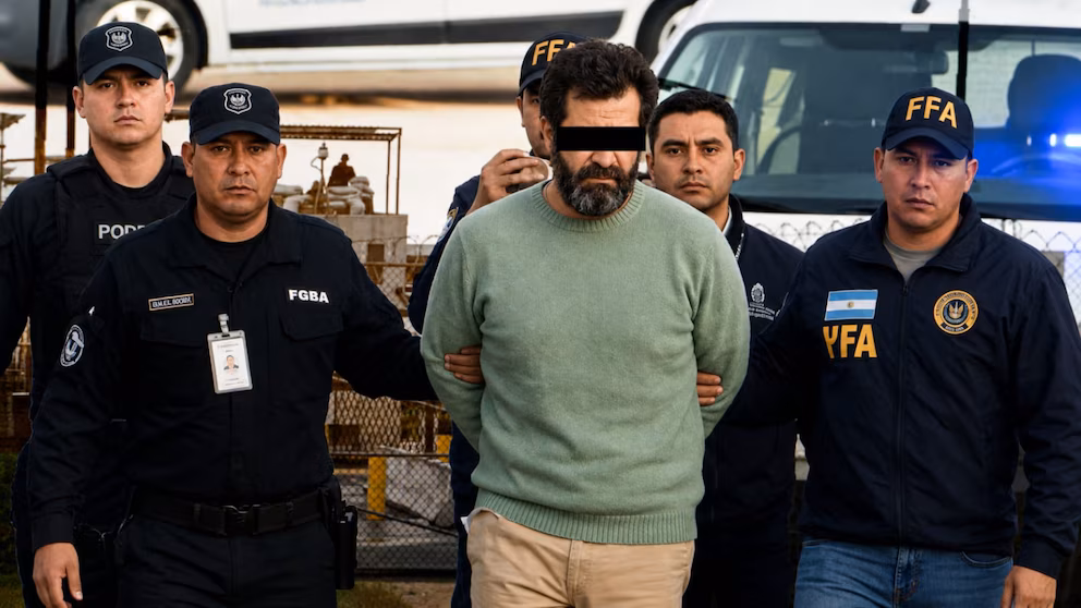 Procesan al excontralmirante Fernando Farías Laguna por el caso de huachicol fiscal Procesan al excontralmirante Fernando Farías Laguna por el caso de huachicol fiscal