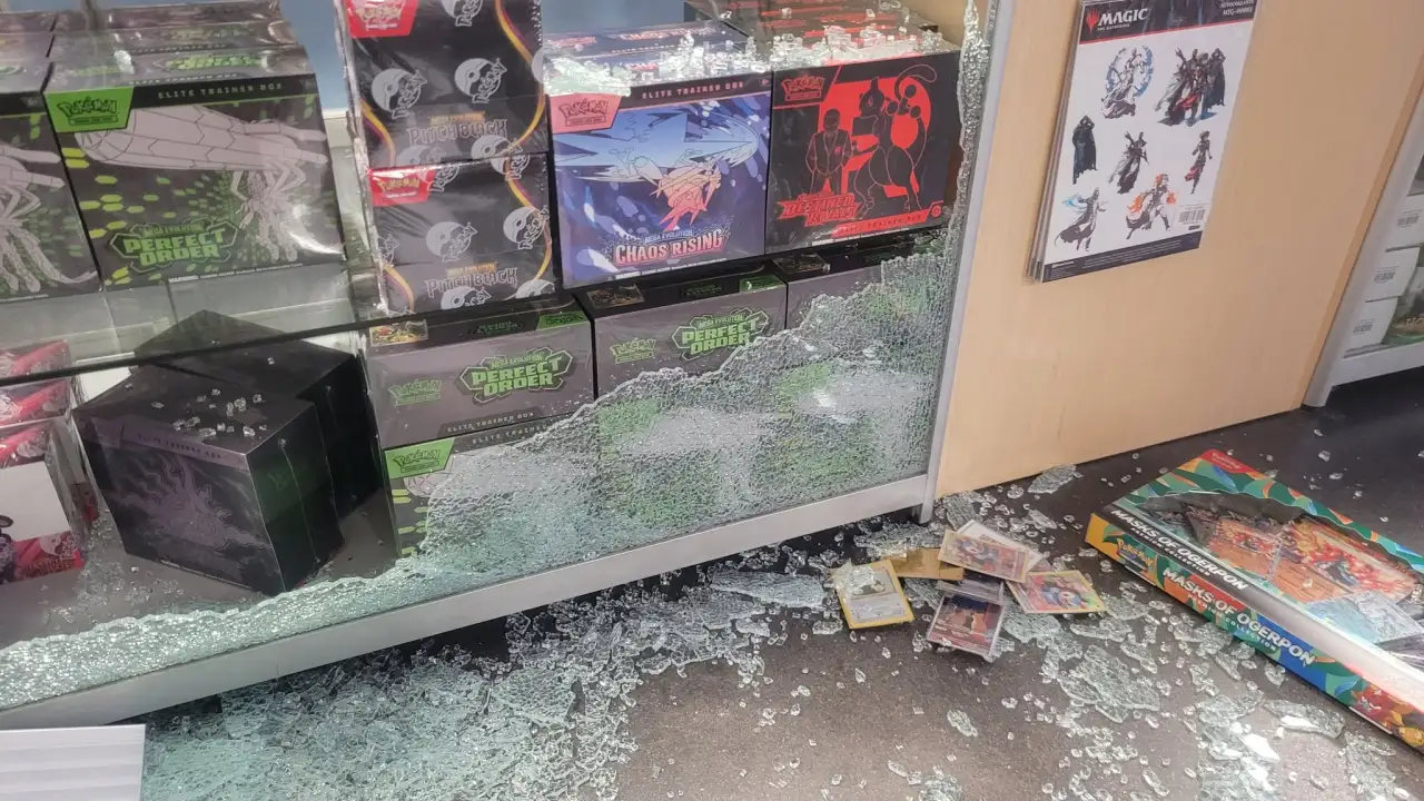Una tienda de cromos coleccionables de Sioux City fue asaltada y robaron artículos Una tienda de cromos coleccionables de Sioux City fue asaltada y robaron artículos