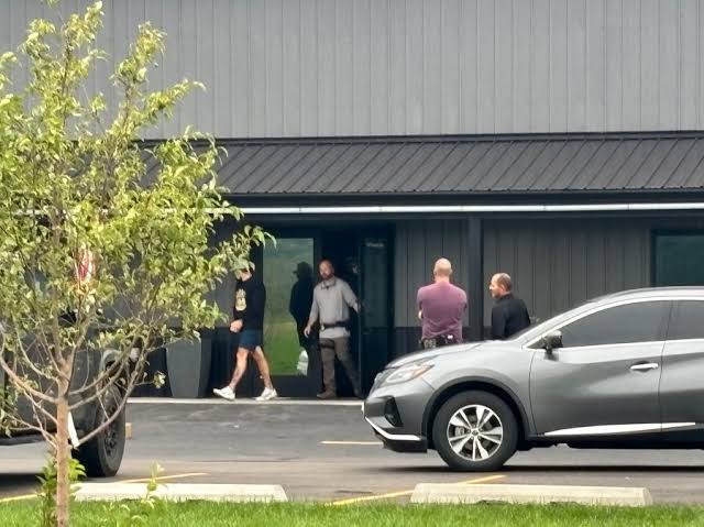 Investigación criminal del IRS vista en un negocio de North Sioux City