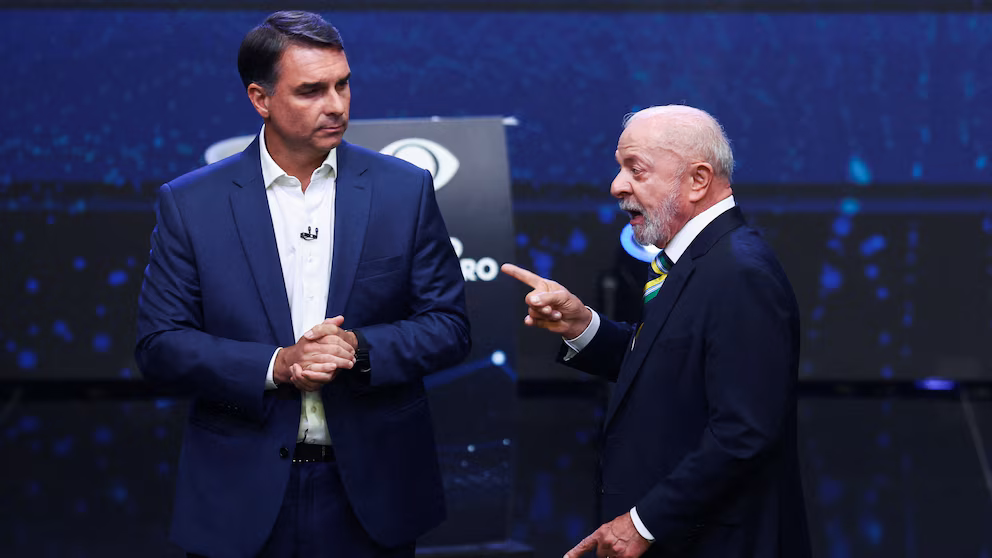 Nueva encuestra en Brasil: la ventaja de Flávio Bolsonaro sobre Lula se redujo a solo un punto Nueva encuestra en Brasil: la ventaja de Flávio Bolsonaro sobre Lula se redujo a solo un punto
