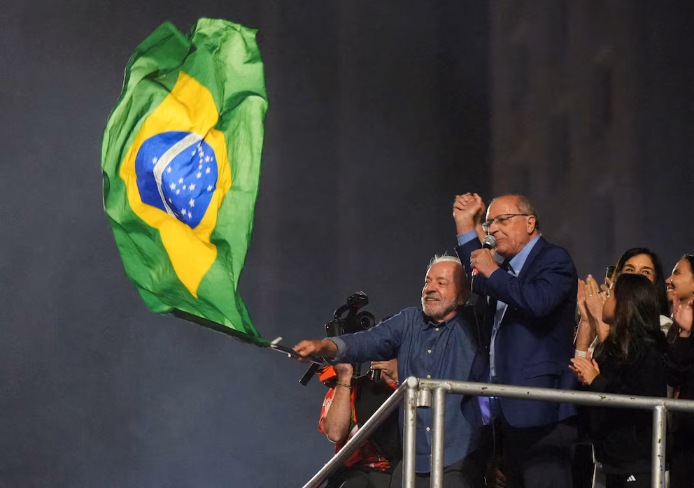 Líderes mundiales felicitaron a Lula tras ganar el balotaje presidencial en Brasil y pidieron trabajar “por un comercio libre y abierto” Líderes mundiales felicitaron a Lula tras ganar el balotaje presidencial en Brasil y pidieron trabajar “por un comercio libre y abierto”